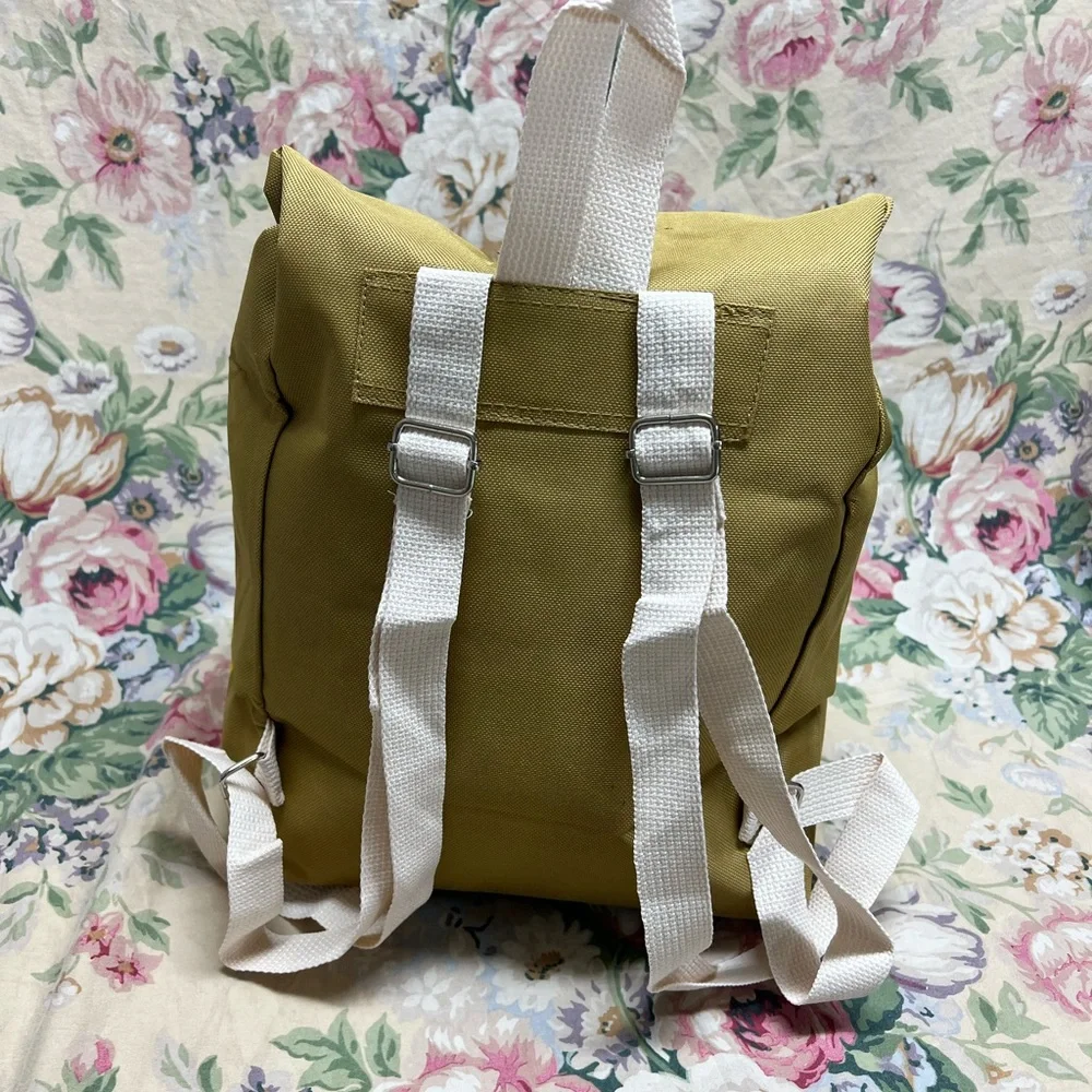 Canvas Backpack - Picture 3 of 12